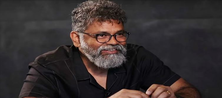 సుకుమార్ డబుల్ బ్లాస్టింగ్ సర్ప్రైజ్.. ఇక ఒక్కొక్కడికి నాన్ స్టాప్ గా కారిపోవాల్సిందే..!