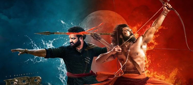 RRR Review: Rajamouli has given us a power-packed entertainment!!
