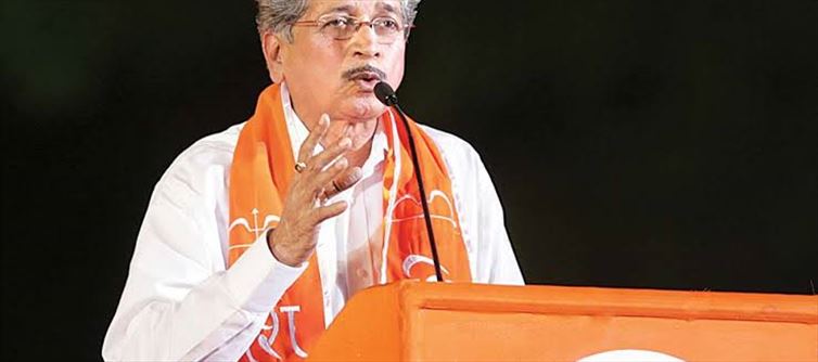 उद्योग क्षेत्रातील संधीचा मराठी तरूणांनी फायदा घ्यावा, सरकार आपल्या पाठीशी - उद्योगमंत्री सुभाष देसाई