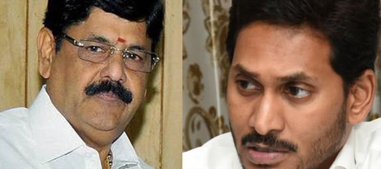 ఆనంకు జగన్ మళ్లీ షాక్... వెంకటగిరిలోనూ పిడేశారుగా...!