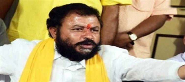 చింతమనేని ప్రభాకర్ పై హత్యాయత్నం..25 మంది ఒకసారి ?