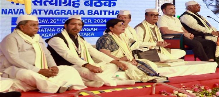 Elderly CM Sits on Floor, Young MP Enjoys Chair!!