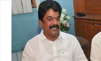 Is Botsa trying for Bonda into YSRCP?