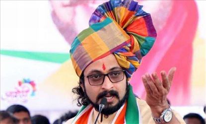उद्धव ठाकरेंनी आघाडीचे नेतृत्व स्विकारणे अभिनंदनाची गोष्ट - अमोल कोल्हे