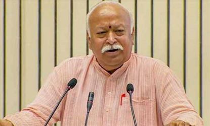 संघ देशातील 130 कोटी जनतेला हिंदूच मानतो – मोहन भागवत