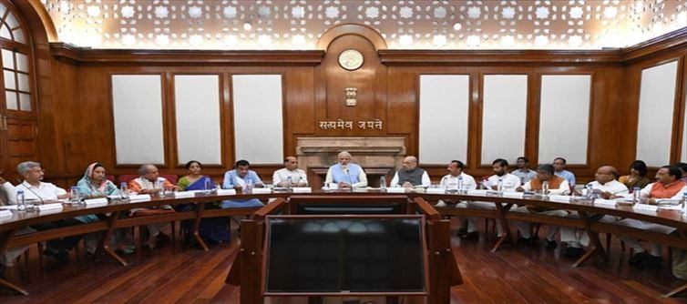 मोदी सरकार ने अनचाही कॉल्स की समस्याले लिए समिति बनाई