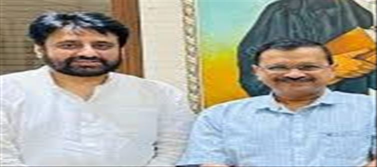 AAP MLA Amanatullah Khan got angry at Asaduddin Owaisi...