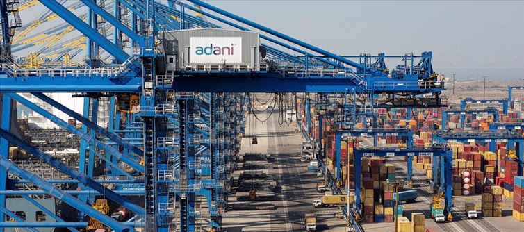 Adani Ports and SEZ purchases 8 advanced harbor tugs!