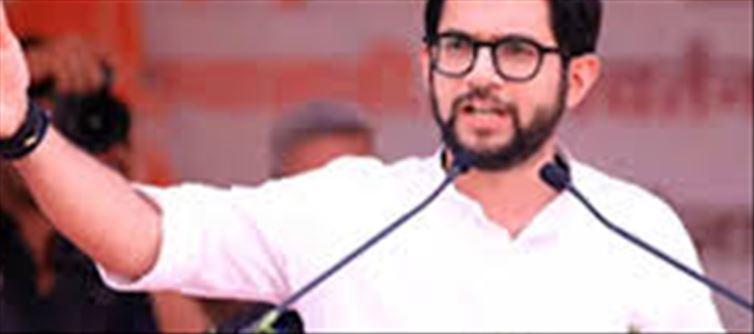 Aditya Thackeray raises questions on law and order!