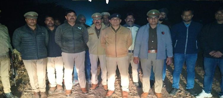 Agra Police revealed the incident of robbery of finance employee!