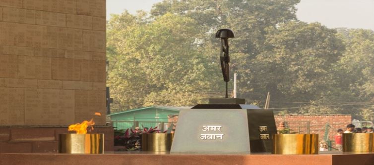 अमर जवान ज्योति राष्ट्रीय युद्ध स्मारक में अमर ज्योति में विलीन होगा