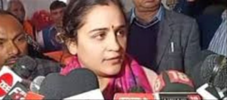 Aparna got angry with comment on Mulayam Singh