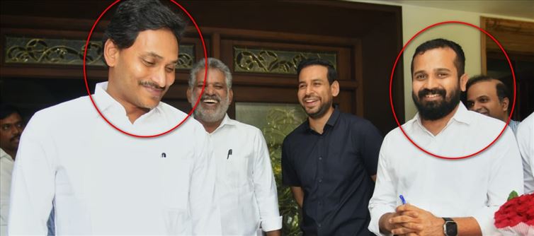 జగన్ పక్కన ఉంటూనే - ఈ ట్రంప్ అవినాష్ ఇరగవరపే - జగన్ను ఇరగదీశాడా?