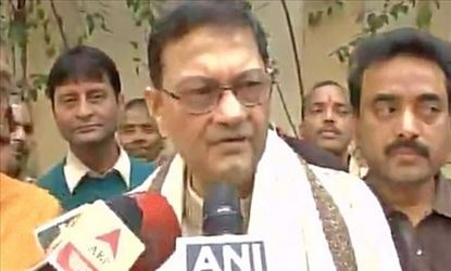 গেরুয়া শিবিরকে অস্বস্তিতে রেখে সংশোধিত নাগরিকত্ব আইনে কেন মুসলমানদের রাখা হয়নি প্রশ্ন তুলে নেতাজির নাতি ও বিজেপি নেতা চন্দ্র বসুর প্রতিক্রিয়া‘অন্যকোনও দেশের সঙ্গে ভারতের তুলনা চলে না। এদেশ সব ধর্মের জন্য উন্মুক্ত’