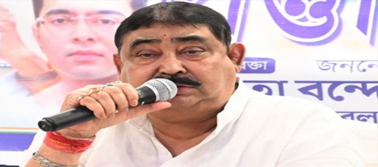 सीबीआई ने टीएमसी बीरभूम जिलाध्यक्ष अनुब्रत मंडल के खिलाफ चार्जशीट दाखिल की
