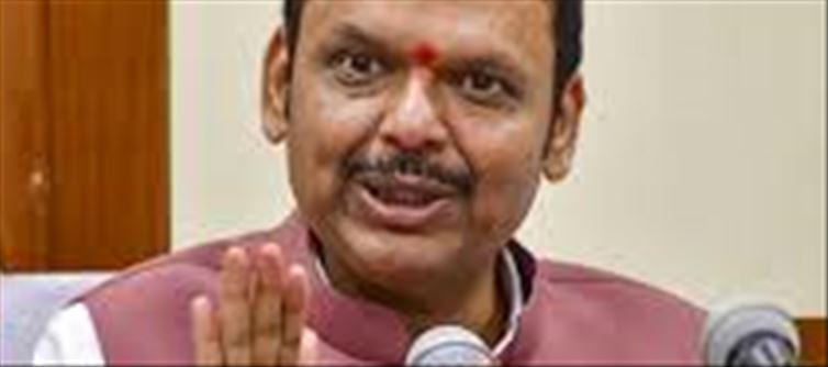 CM Fadnavis did not shift to Varsha Bungalow?