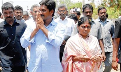 Jagan used Vijayamma as last resort?
