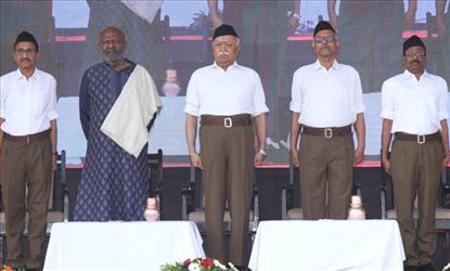 ‘‘আসলে দুই সম্প্রদায়ের মধ্যে আগুন জ্বালাতে কিছু স্বার্থান্বেষী শক্তিই একটি ধর্মের মানুষকে অন্য ধর্মের মানুষের বিরুদ্ধে ক্ষেপিয়ে তোলে।’’ : মোহন ভাগবত