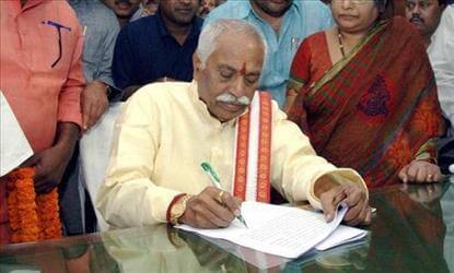 Dattanna gets more heat !