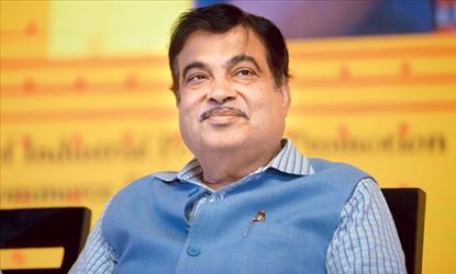Flight aborted at the last minute - Nitin Gadkari was on board