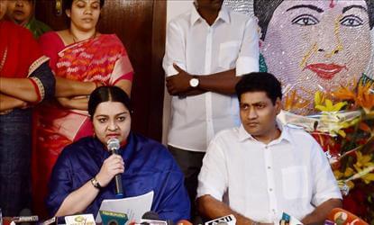 DEEPA'S TACTICS to become CM OF TAMIL NADU