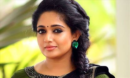 நடிகை பாலியல் வழக்கு... திலீப் மனைவி காவ்யா மாதவனிடம் போலீசார் கடும் கிடுக்கிப்பிடி விசாரணை!