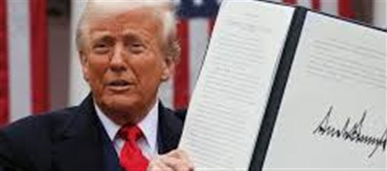 Donald Trump's tariff bomb created a stir in the whole world!