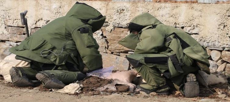 Explosive device destroyed in North Kashmir