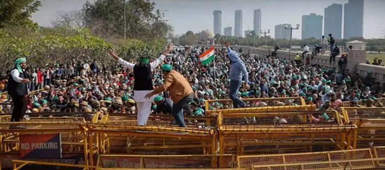 किसानों का विरोध: किसान दिल्ली क्यों मार्च कर रहे हैं और उनकी प्रमुख मांगें क्या हैं?