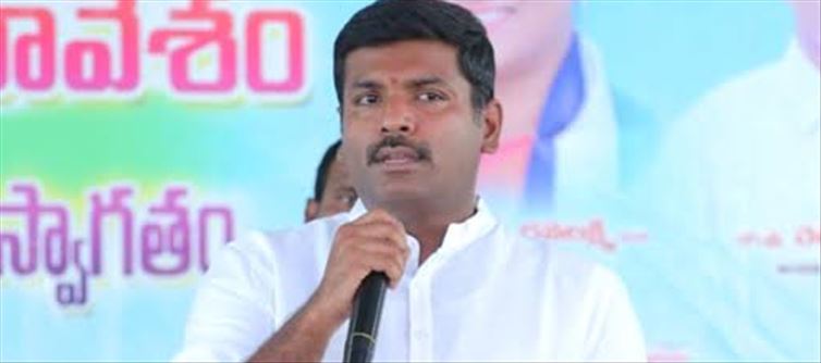 వచ్చే విద్యా సంవత్సరం రాజధానిగా విశాఖ: గుడివాడ