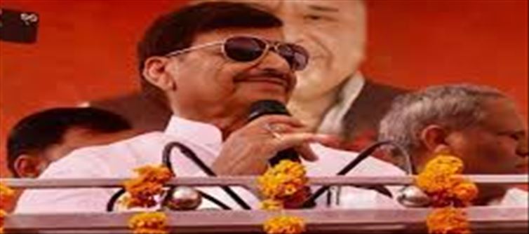 Huge uproar, verbal war between BJP and SP leaders!
