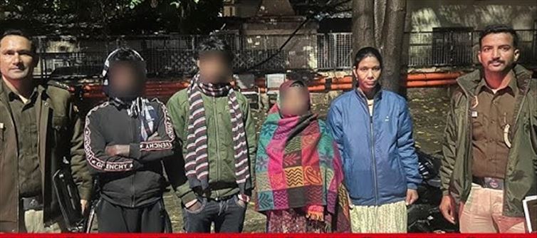Bangladeshis caught again in Delhi, deported by police?