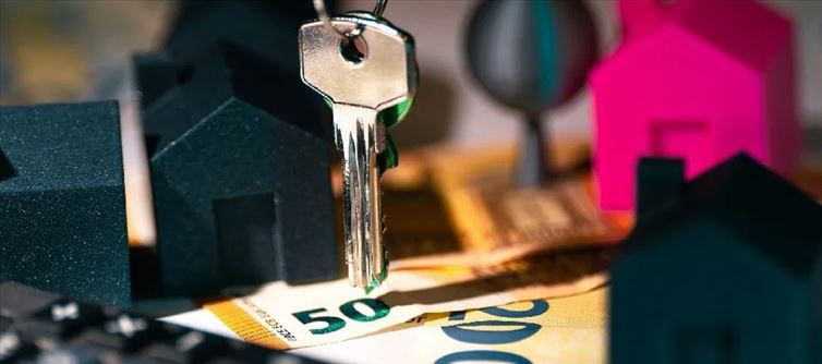 Income Tax Slabs Stir Debate