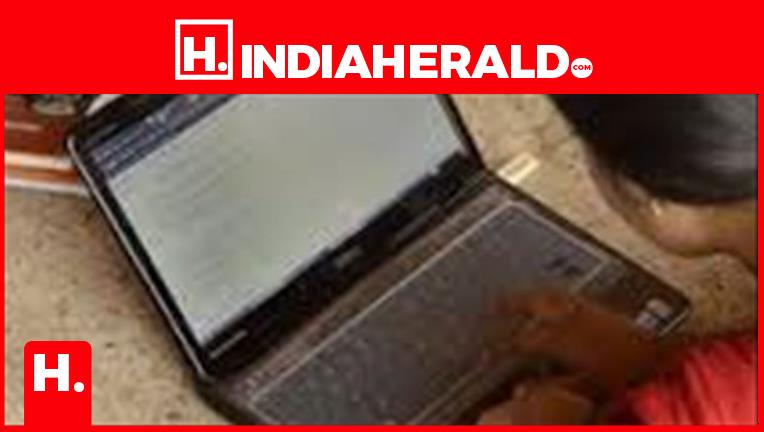 Is the Government Giving Away Free Laptops to Students? Thi