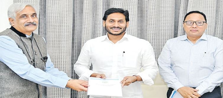 బాబోయ్.. ఉద్యోగులకు చుక్కలు చూపిస్తున్న సీఎస్ కమిటీ..?