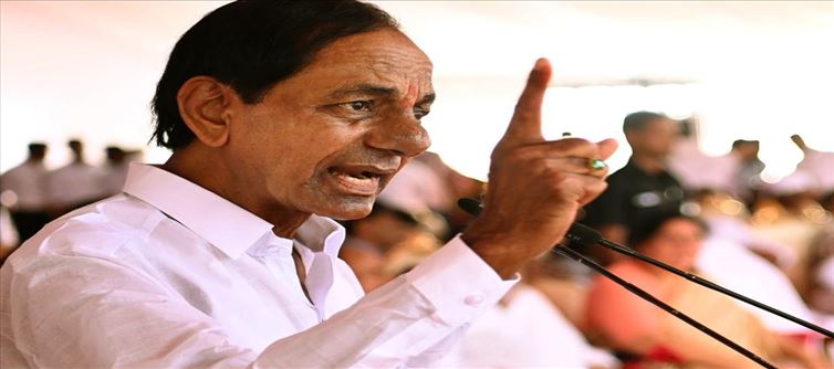 ఫామ్ హౌస్ దాటని కేసీఆర్.. ప్రతిపక్ష హోదా అయిన ఉంటుందా?