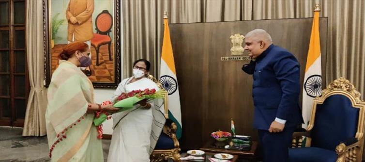 ৫ মে শপথ নেবেন মমতা বন্দ্যোপাধ্যায়