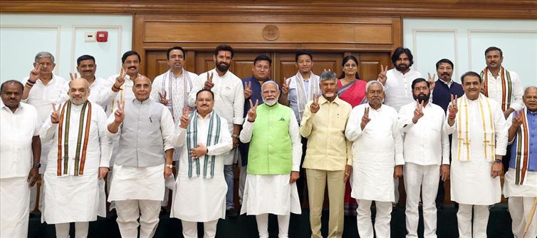 Many questions being raised about NDA alliance in Uttar Pradesh