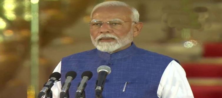 लगातार तीसरी बार PM बने नरेंद्र मोदी