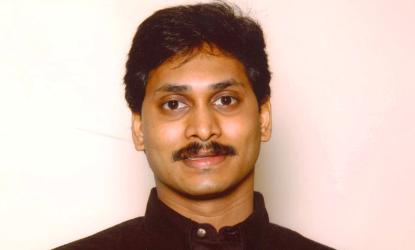 140 seats to Jagan in Seemandhra ?