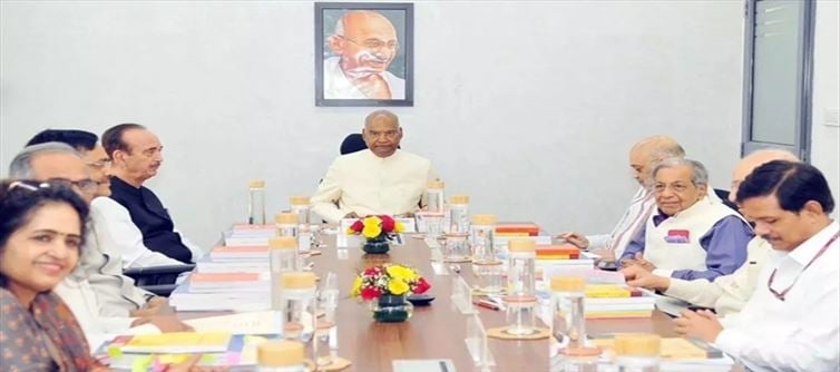 एक देश एक चुनाव से पार्टी विशेष की परवाह किए बिना केंद्र को फायदा होगा: रामनाथ कोविन्द