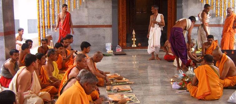 వేద పండితులకు చంద్రబాబు సర్కార్ బంపర్ ఆఫర్?