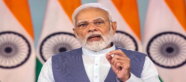पीएम मोदी ने रोजगार मेले में 51,000 से ज्यादा नियुक्ति पत्र बांटे