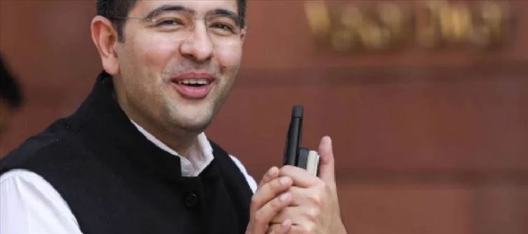 Raghav Chadha Decided On The Harvard Leadership Program Below WEF's Young Global Leaders Initiative.