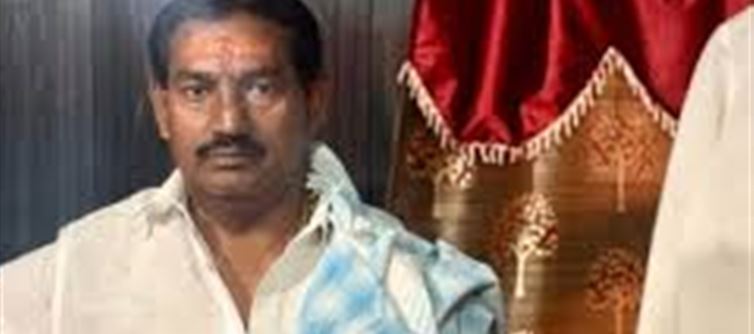 RJD MLA Ritlal Yadav surrendered with his brother!