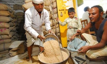 உங்களுக்கு எல்லாம் இனி ரேஷன் கார்டும் பொருள்களும் கிடைக்கும் ஆனா கிடைக்காது!