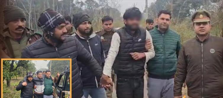 Robbers who were running away after looting a pickup load