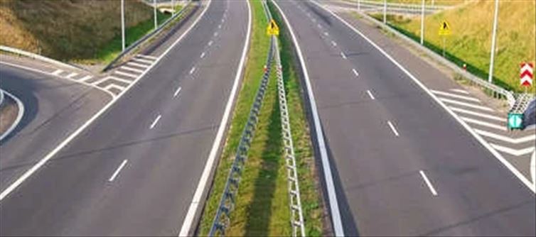 Rs 10 Lakh CR Earmarked To Convert 25,000 Km Of Two-Lane Highways