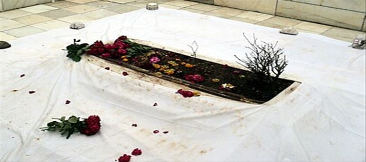Should Aurangzeb’s Tomb Remain in Maharashtra?