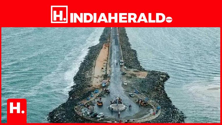 Sudden sea rage in Dhanushkodi 10 km Sea water surrounded